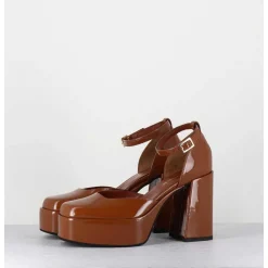 Babies A Plateforme En Cuir Vernis Caramel - Square Cuoio