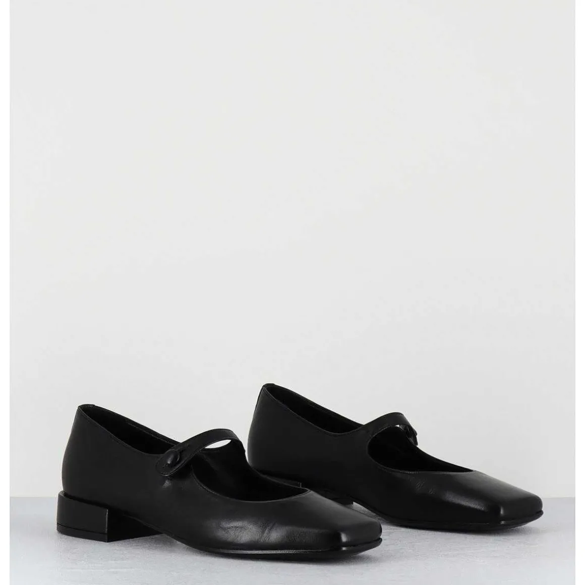 Babies En Cuir Souple Noir Bout Carre - Jane Black Cowhide