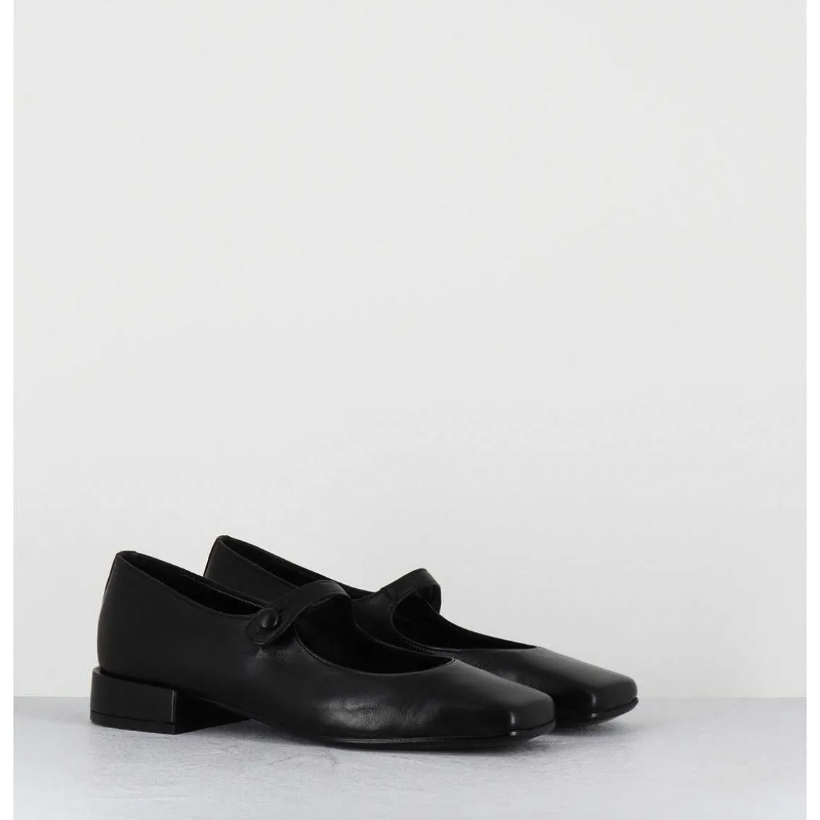 Babies En Cuir Souple Noir Bout Carre - Jane Black Cowhide