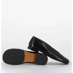 Ballerines Minimalistes En Cuir Souple Noir - Paola Black Nappa