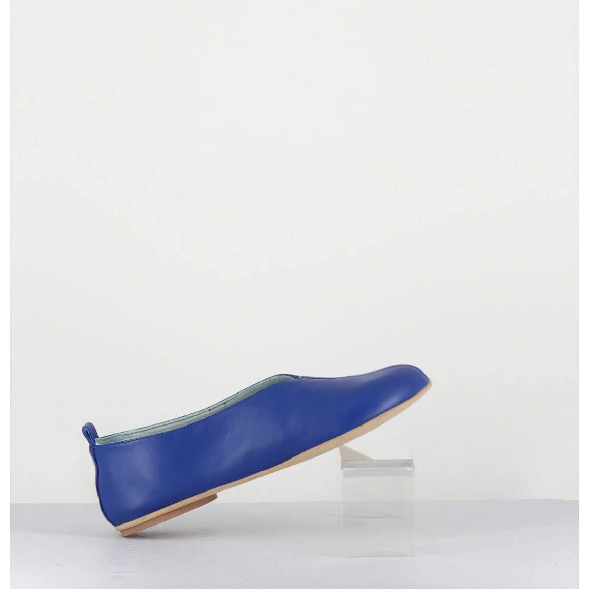 Ballerines Minimalistes En Cuir Souple Bleu - Lester Cherie Blue