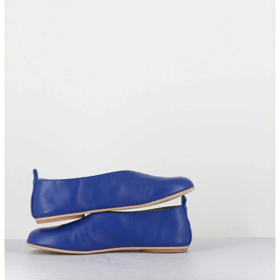 Ballerines Minimalistes En Cuir Souple Bleu - Lester Cherie Blue