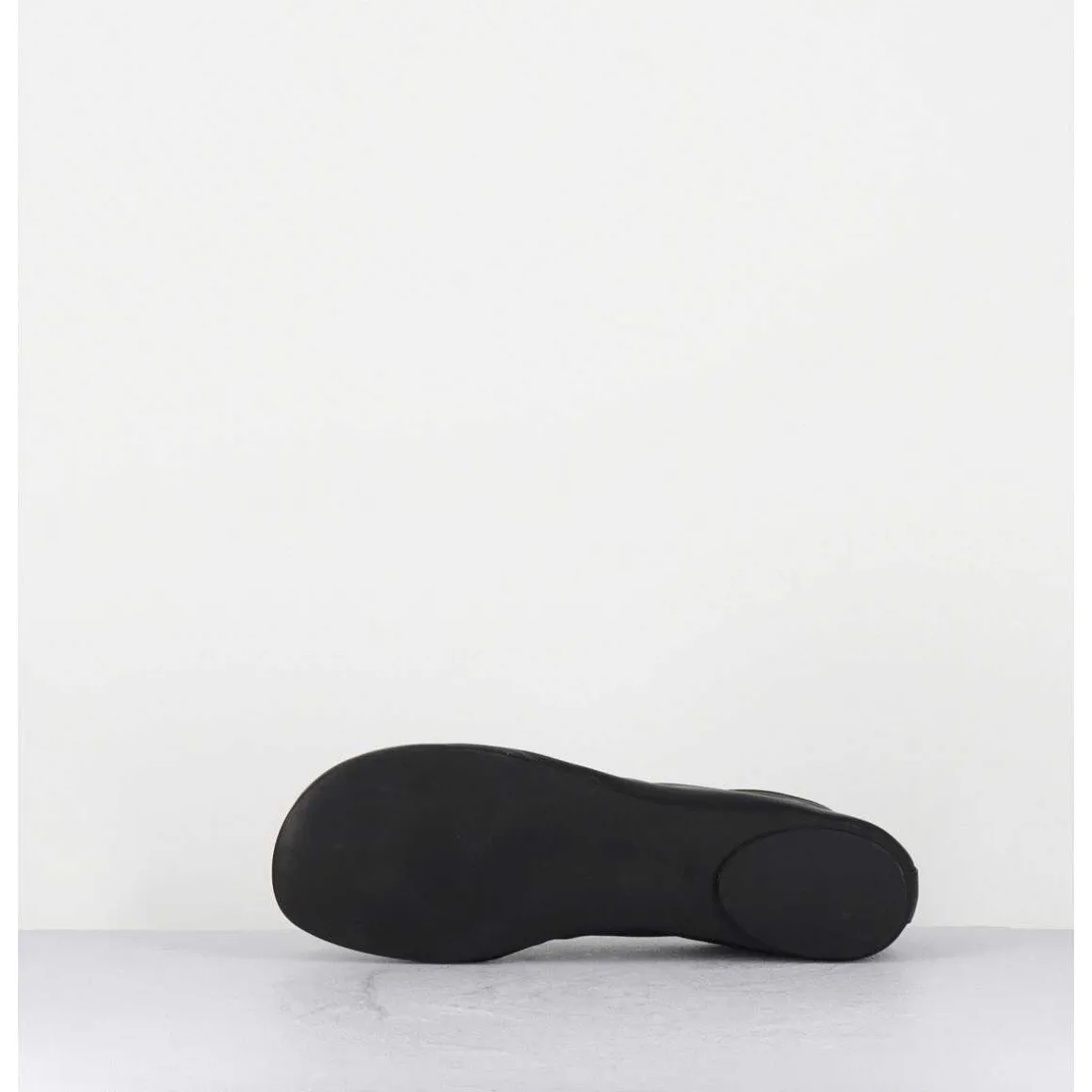 Ballerines Minimalistes En Cuir Souple Noir - Lester Cherie Nero