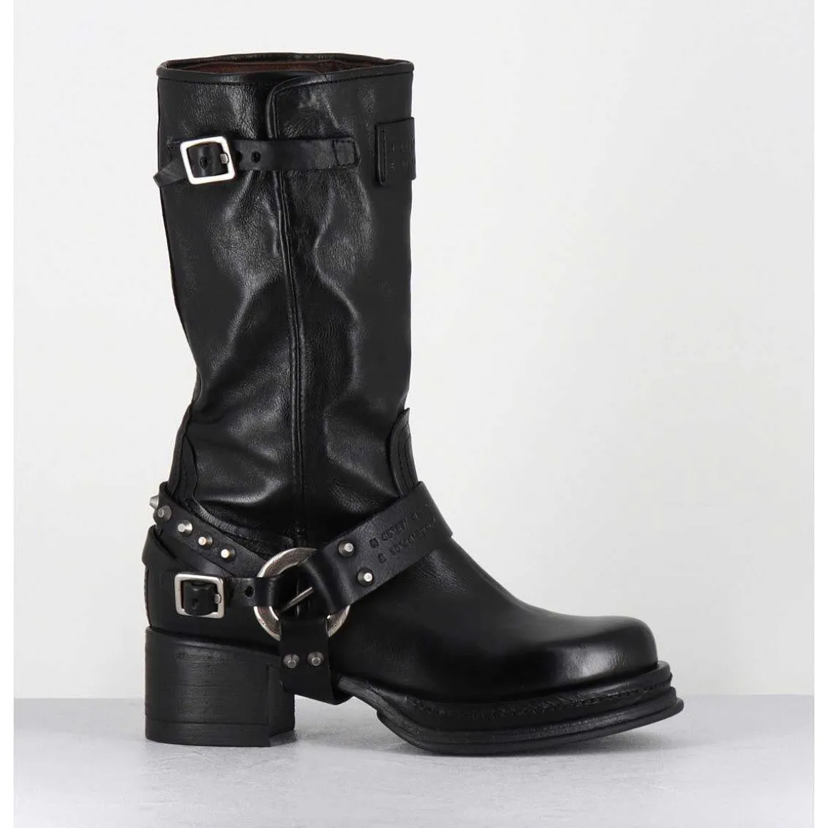 Bikers A Ceinturon En Cuir Noir - Velvet Nero