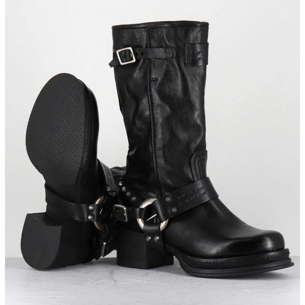Bikers A Ceinturon En Cuir Noir - Velvet Nero