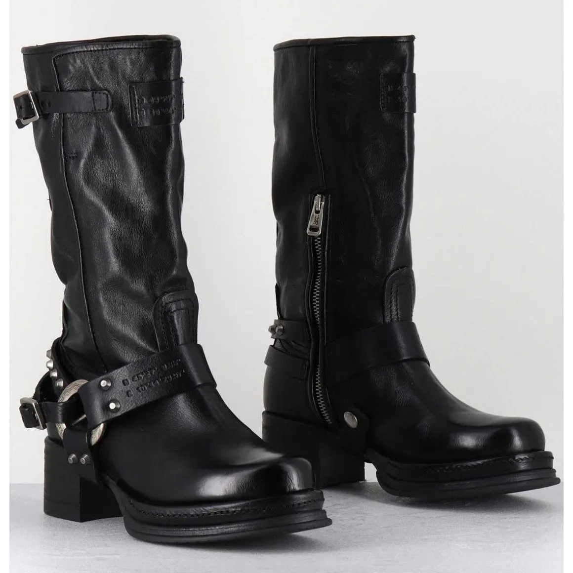 Bikers A Ceinturon En Cuir Noir - Velvet Nero