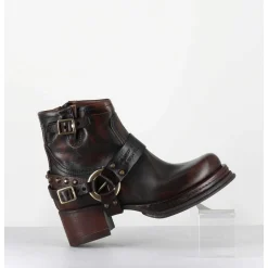Bikers Courtes A Ceinturon En Cuir Vieilli Marron - Ground Tiger