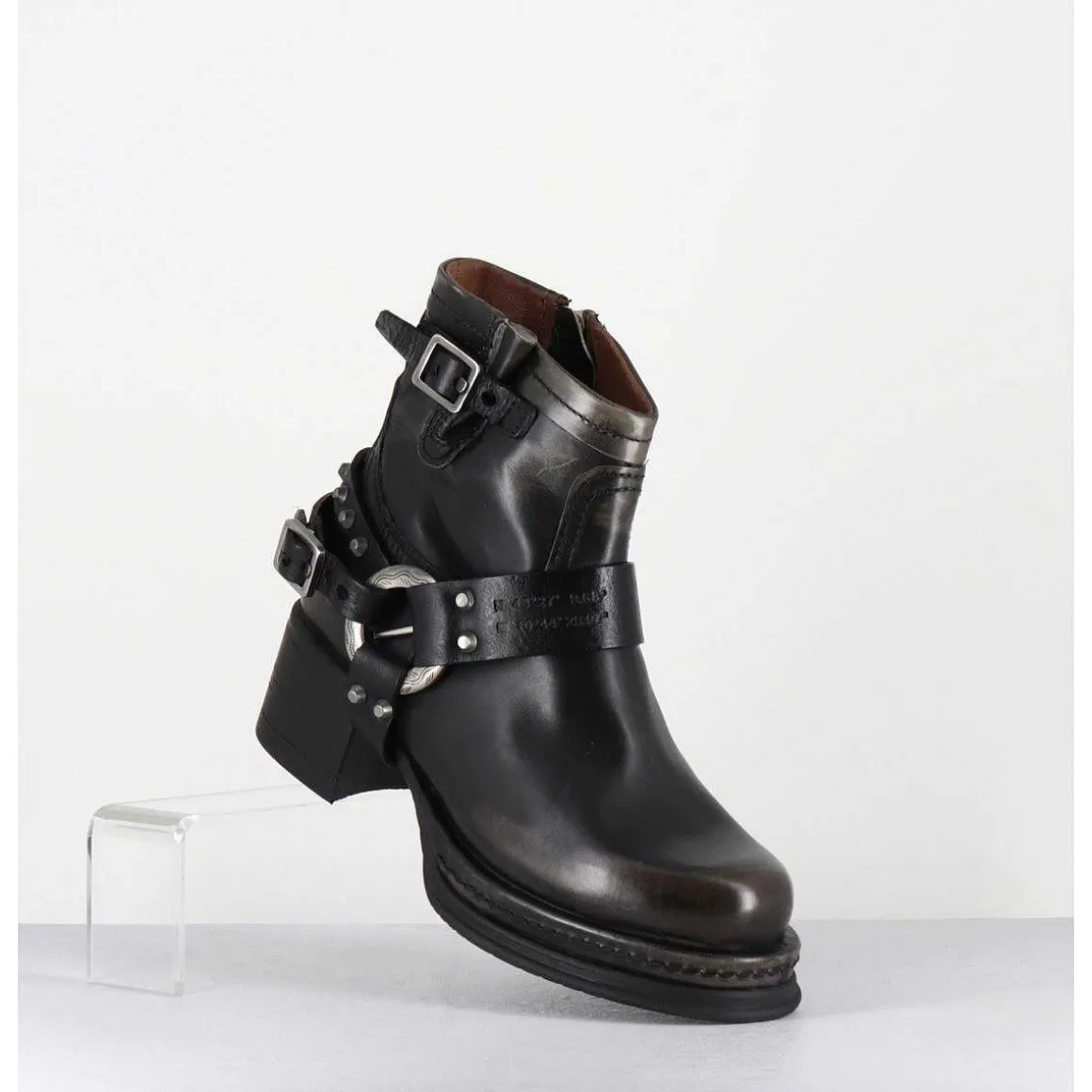 Bikers Courtes A Ceinturon En Cuir Vieilli Anthracite - Gound Nero