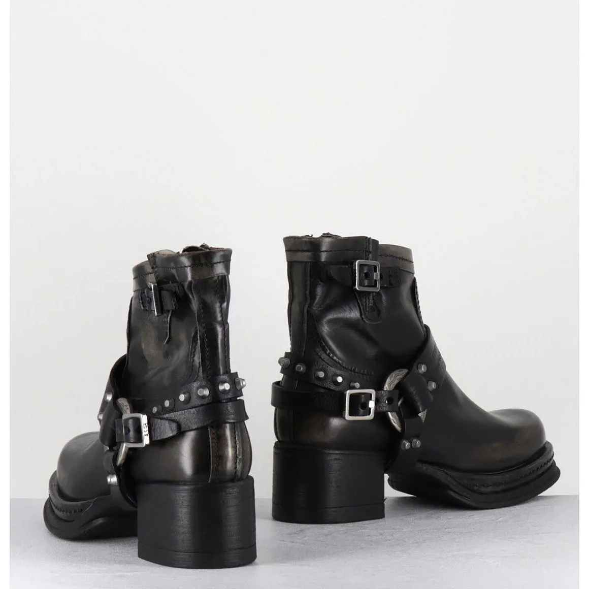 Bikers Courtes A Ceinturon En Cuir Vieilli Anthracite - Gound Nero