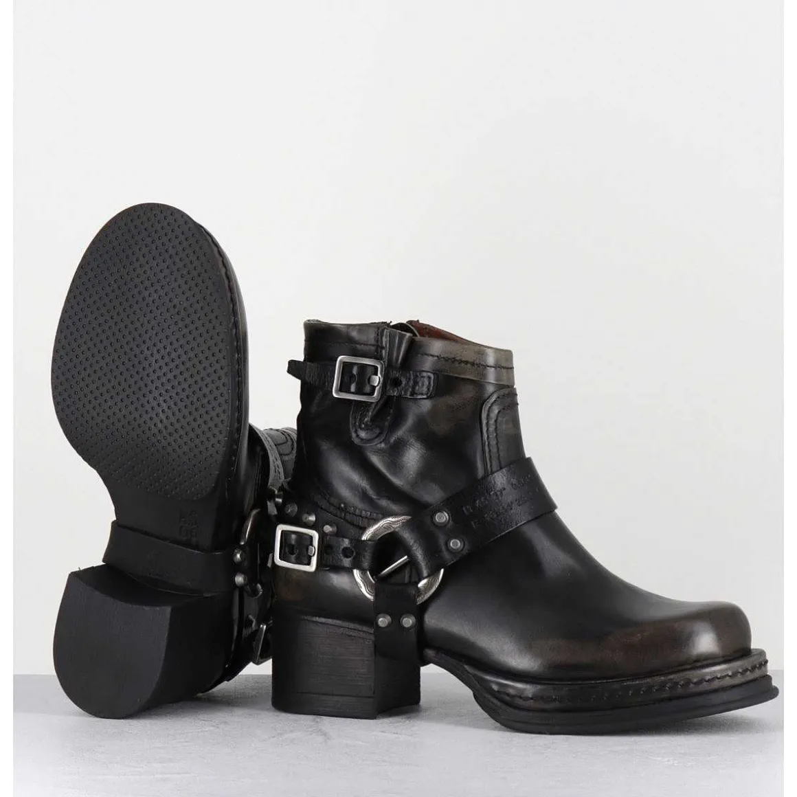Bikers Courtes A Ceinturon En Cuir Vieilli Anthracite - Gound Nero