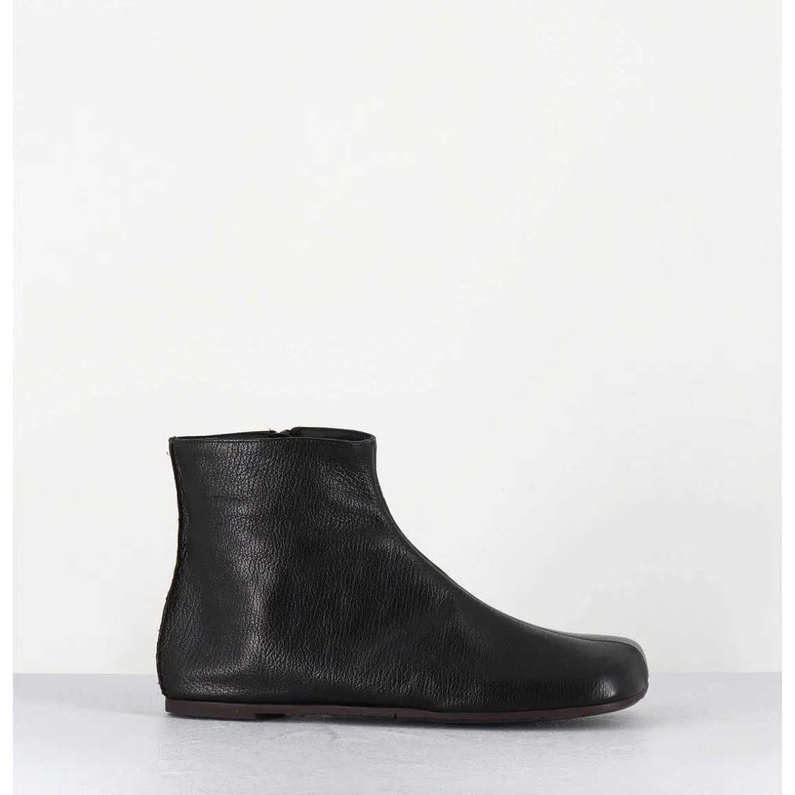 Boos Plates Minimalistes En Cuir Noir - Ab1655 Madras Nero