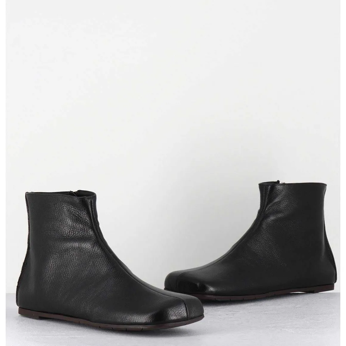Boos Plates Minimalistes En Cuir Noir - Ab1655 Madras Nero