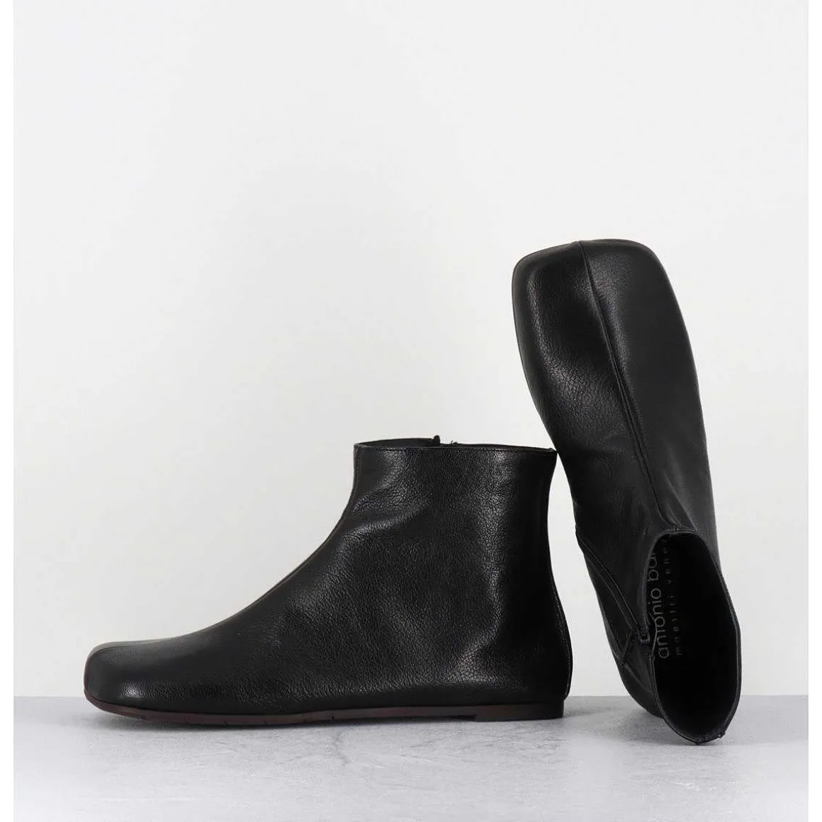 Boos Plates Minimalistes En Cuir Noir - Ab1655 Madras Nero