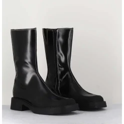 Boots A Bout Carre Large En Cuir Noir Lisse - Tora Black Boots