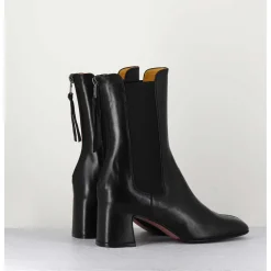 Boots A Elastiques En Cuir Souple Noir - P900 Nero