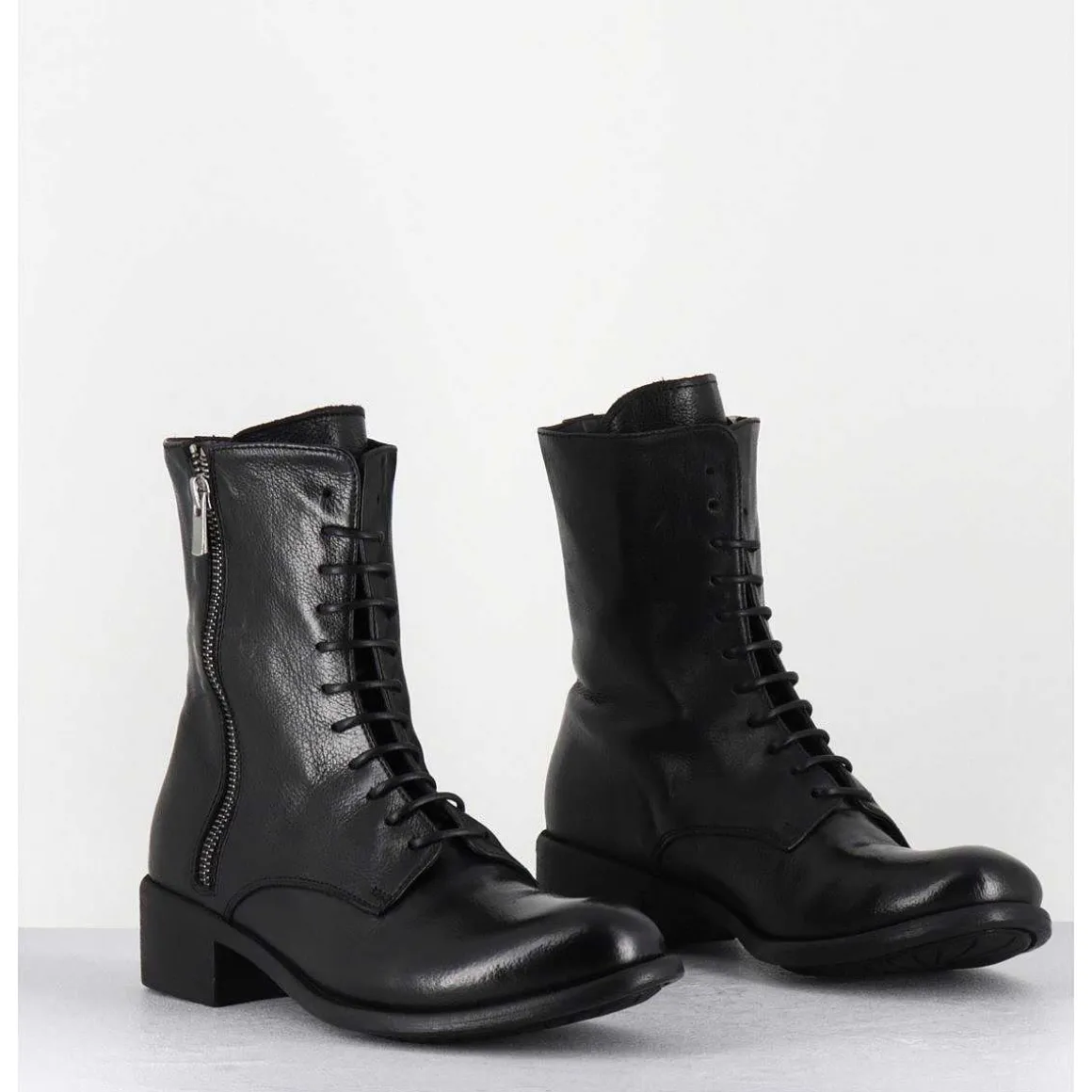 Boots A Lacets En Cuir Noir Zip Exterieur - Lison Caou063 Nero