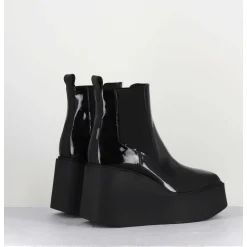 Boots A Plateforme Bout Carre En Cuir Vernis Noir - Lea Nero