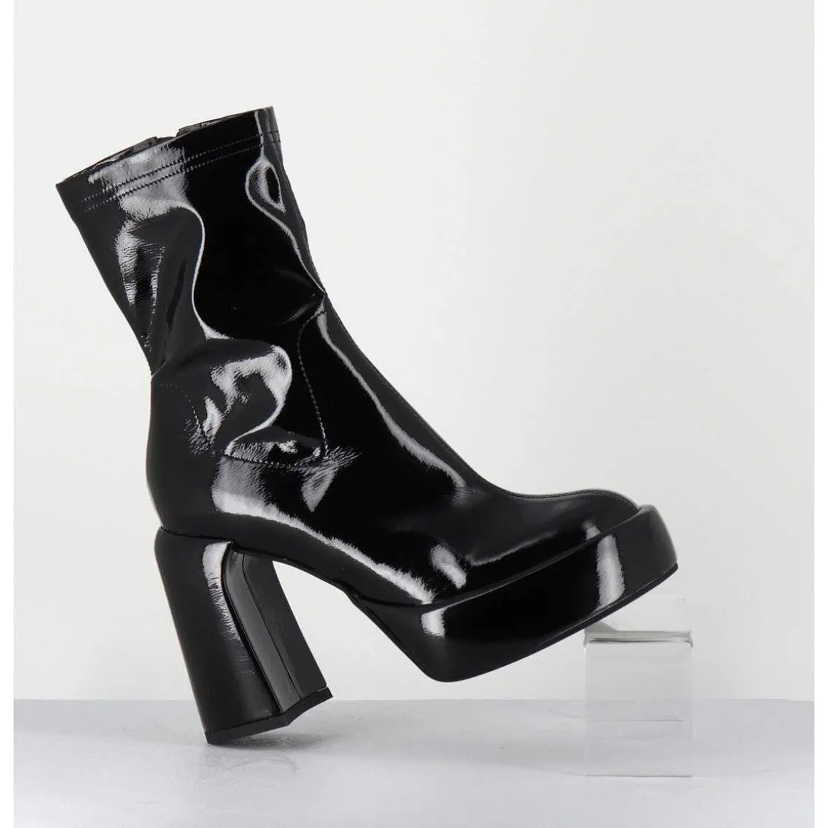 Boots A Plateforme Stretch Vernis Noir - E3527 Rain Nero