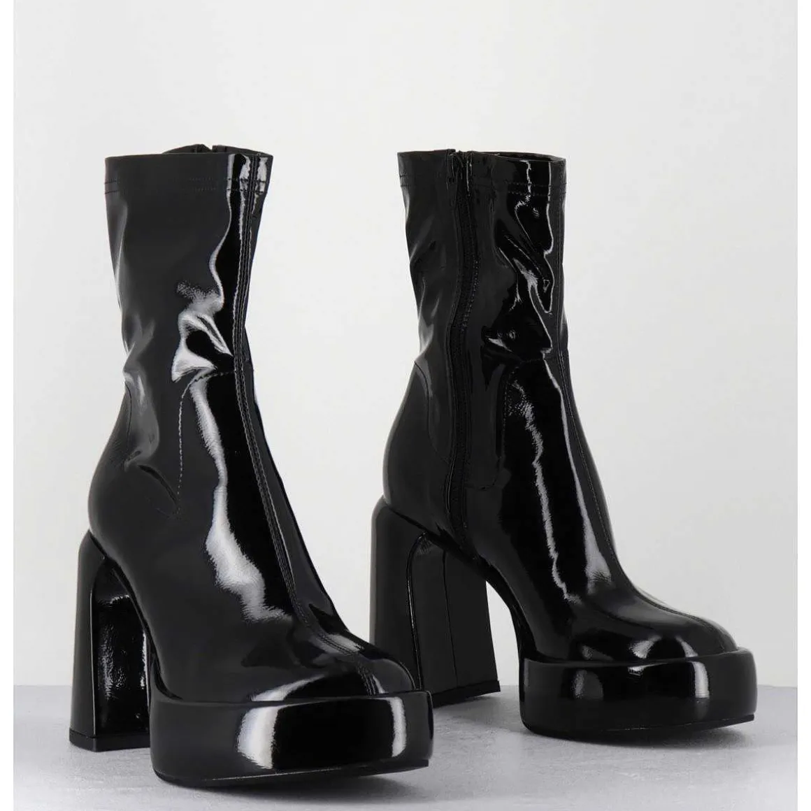 Boots A Plateforme Stretch Vernis Noir - E3527 Rain Nero