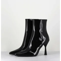 Boots Bout Pointu En Cuir Vernis Noir - Dea Shiny