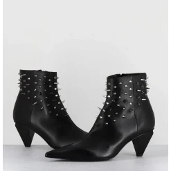 Boots Bout Pointu En Cuir Noir A Clous - Knife Studs Nero