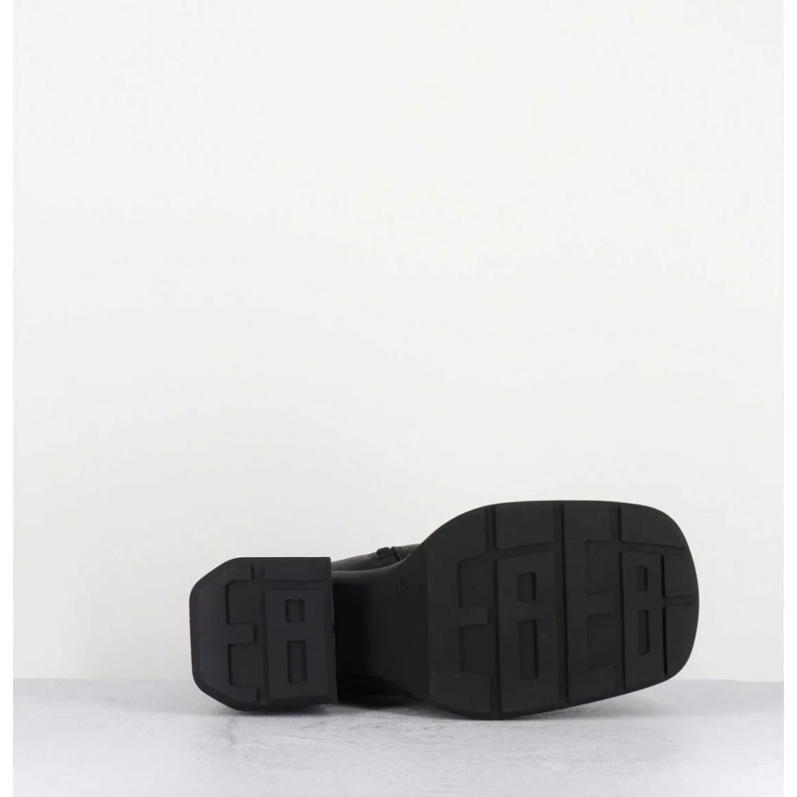 Boots Chunky En Cuir Noir Look 90S - Cassia Black Boots