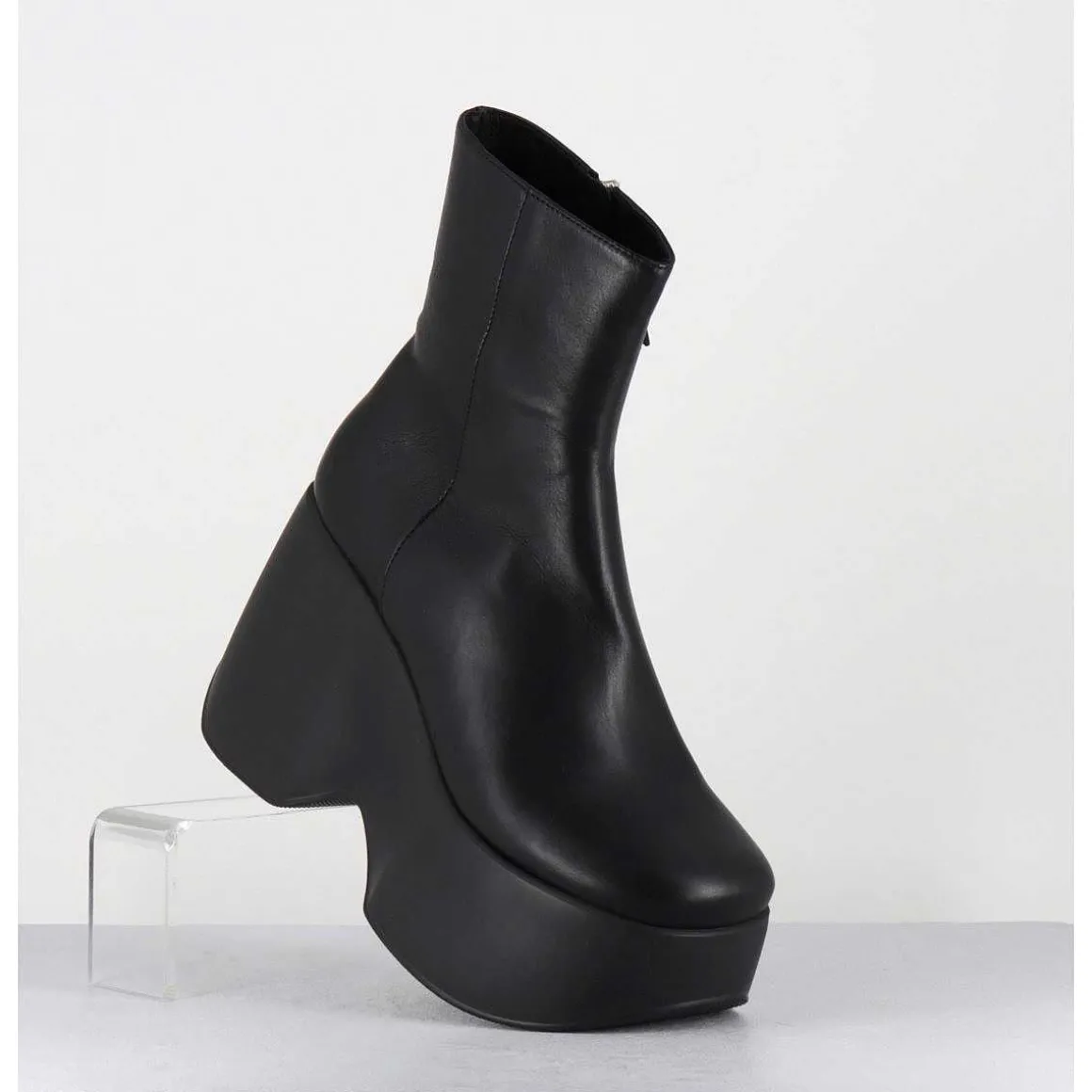 Boots Compensees Legeres En Cuir Noir - 1D7564D Island Black