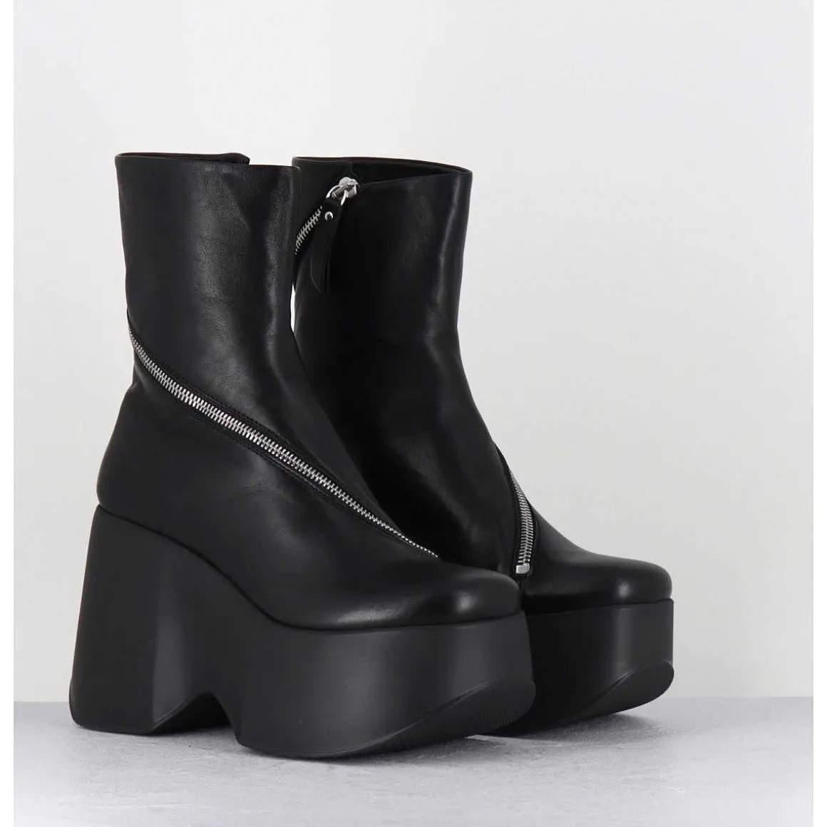 Boots Compenses En Cuir Noir Zip Asymetrique - 1D7562 Island Black
