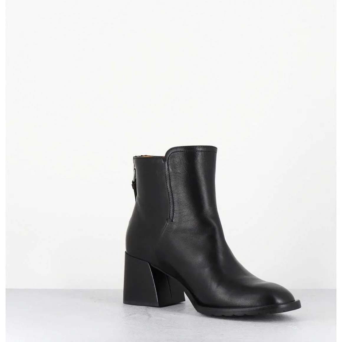 Boots Courtes En Cuir Souple Noir - W230427 Seta Nero