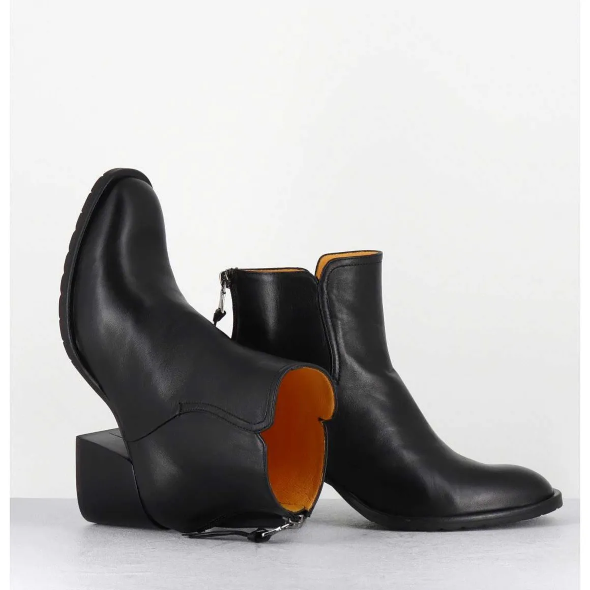 Boots Courtes En Cuir Souple Noir - W230427 Seta Nero
