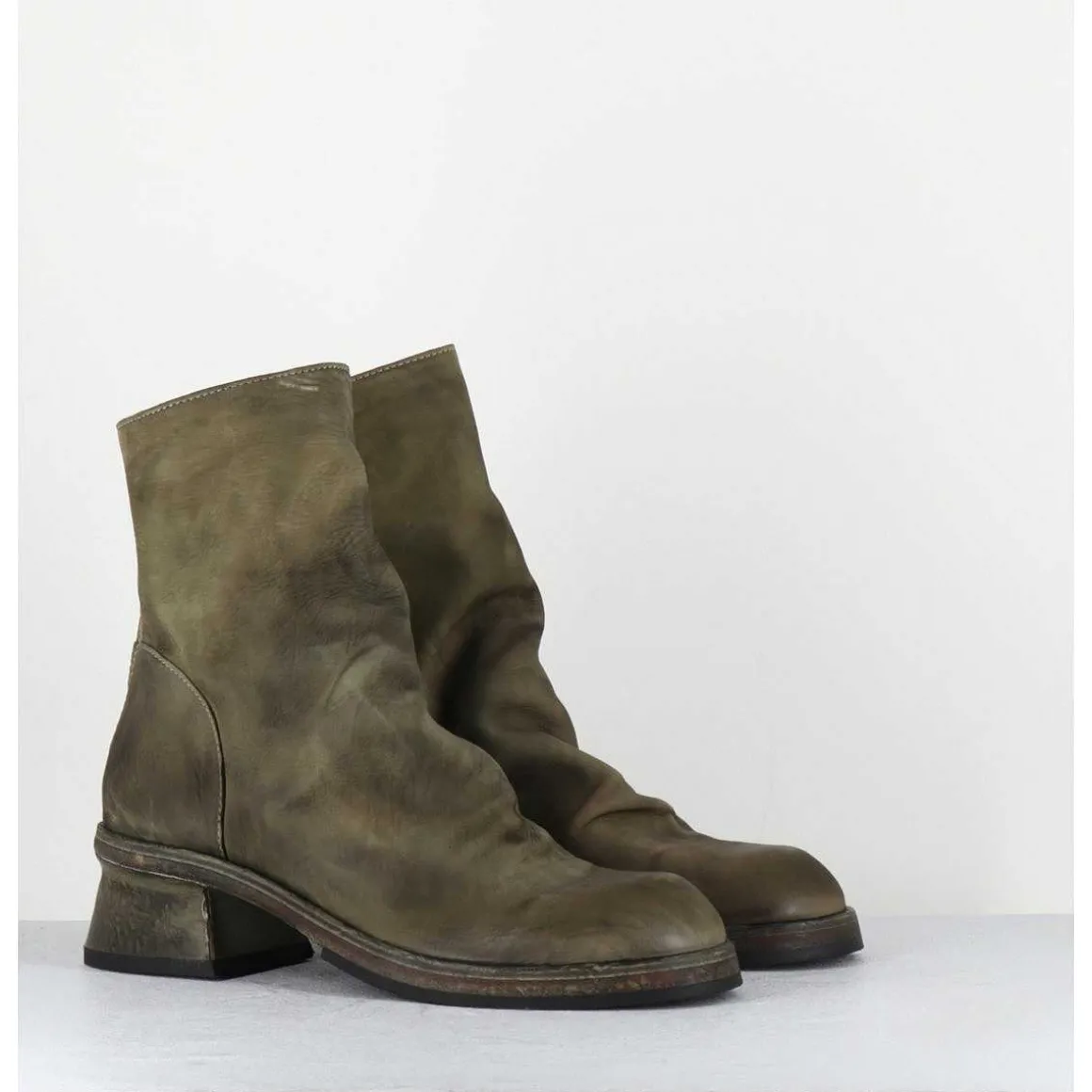 Boots Cuir Gras Kaki Hand Washed - 51759 Peluche Crust