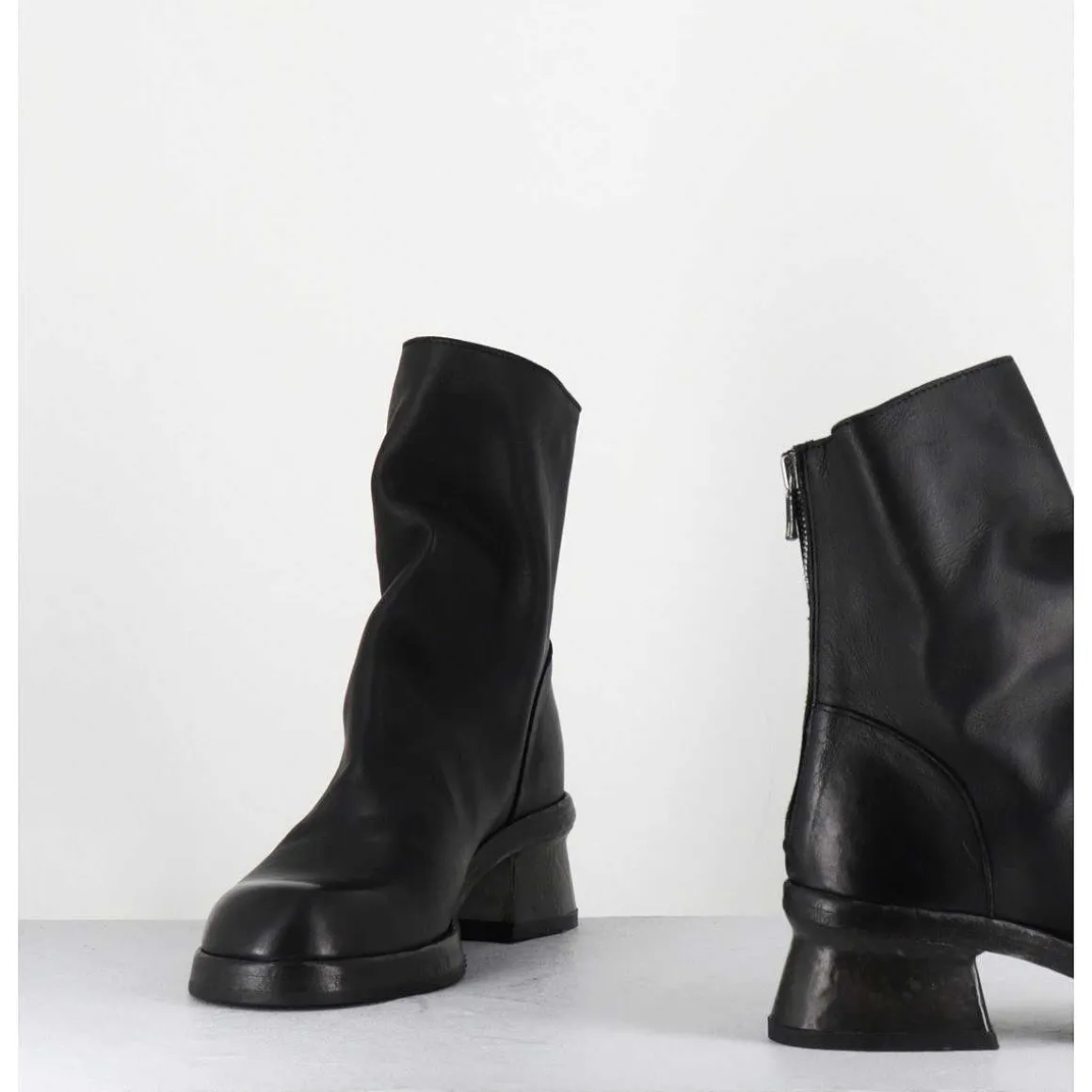 Boots Cuir Noir Hand Washed - 51759 Nube Nero