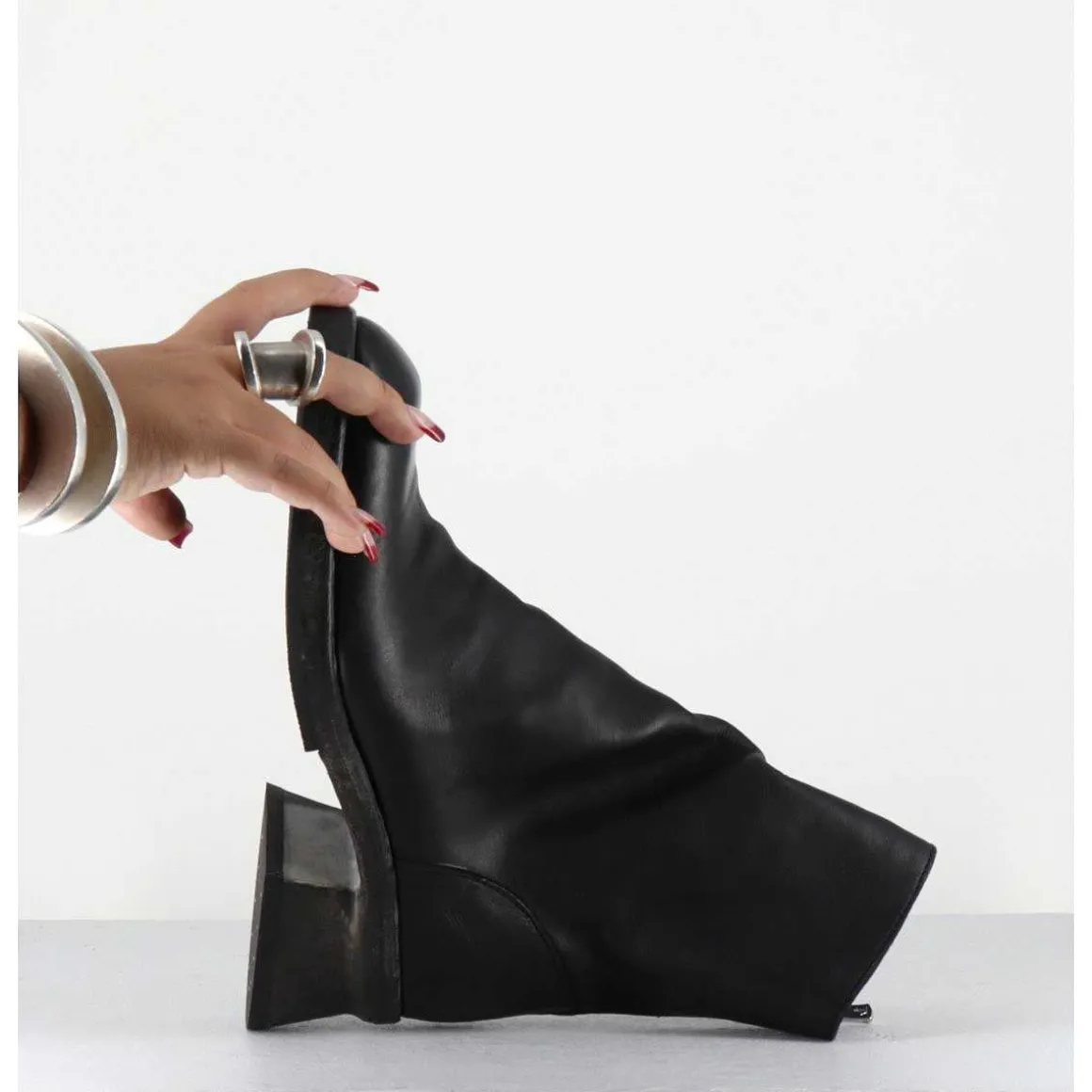 Boots Cuir Noir Hand Washed - 51759 Nube Nero