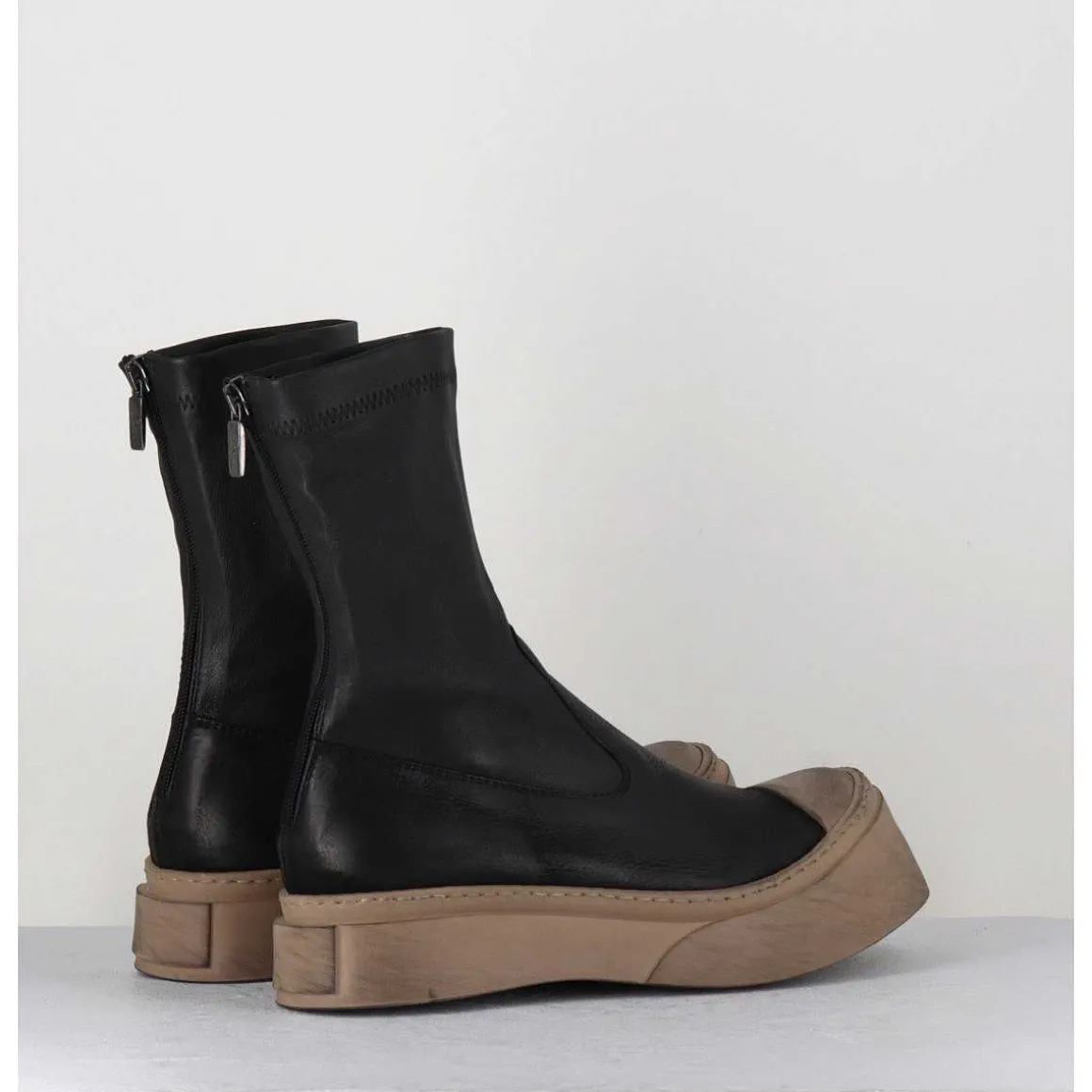 Boots Cuir Stretch Noir & Semelle Beige Exageree- 2742 Nero