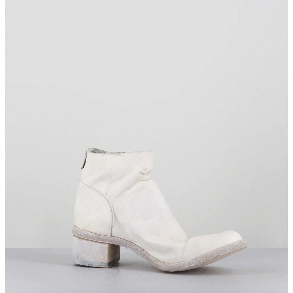 Boots En Cuir Blanc Lave Ligne Avant-Garde - 51617 Bianco Washed
