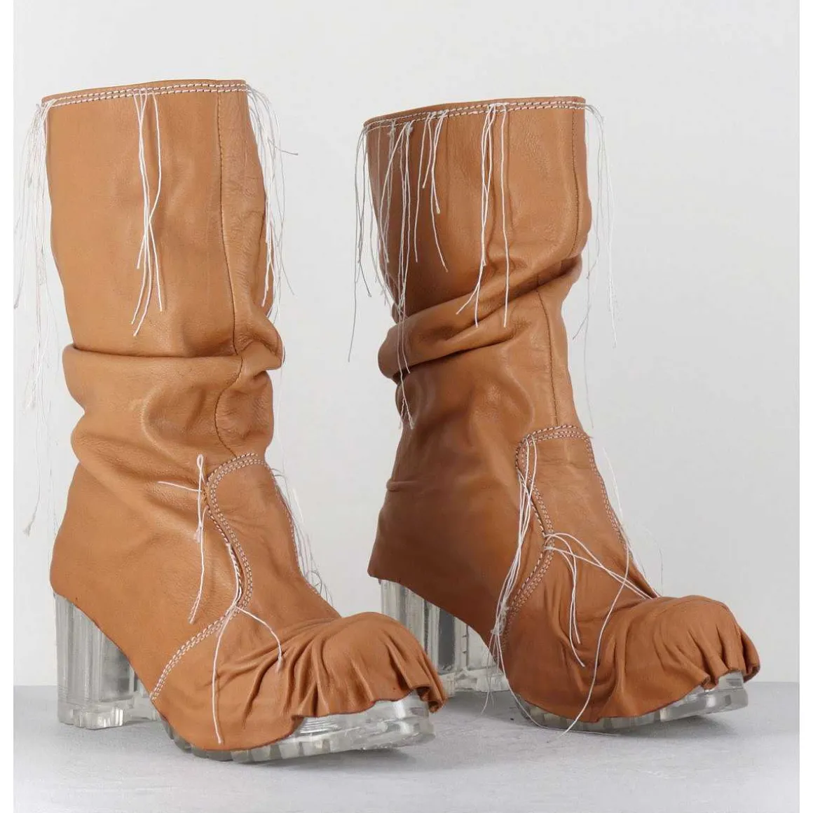 Boots En Cuir Camel Semelle Translucide Et Fils Blancs - Vlad Nappa Camel