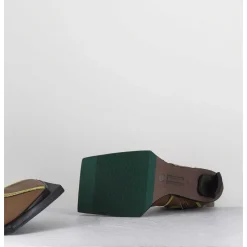 Boots En Cuir Marron Coutures Graphiques Vertes - Eimi Green Boots