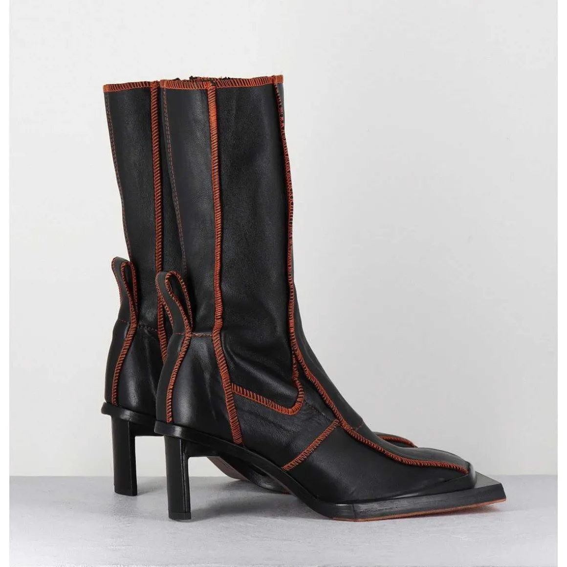 Boots En Cuir Noir Coutures Graphiques Oranges - Eimi Black Boots