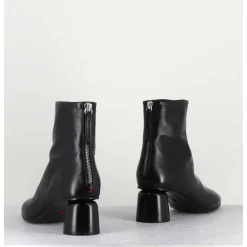 Boots En Cuir Noir Petit Talon 60S - Anya13 Baron Nero