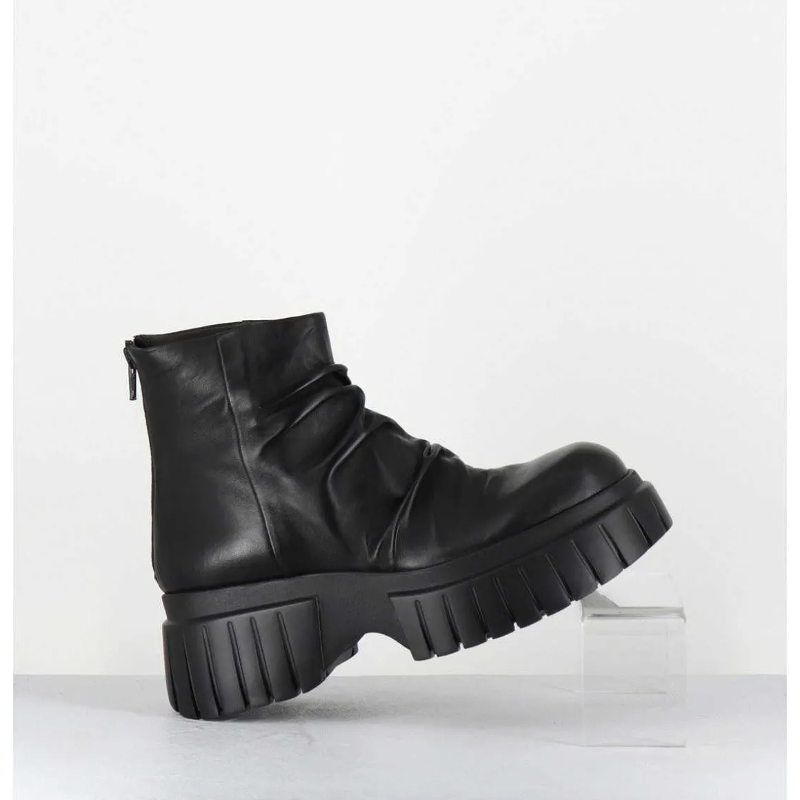 Boots En Cuir Noir Plisse Semelle Epaisse - Gant Glove Nero