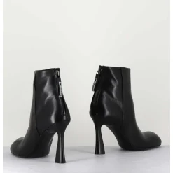 Boots En Cuir Noir Talon Haut - M6390 Nero
