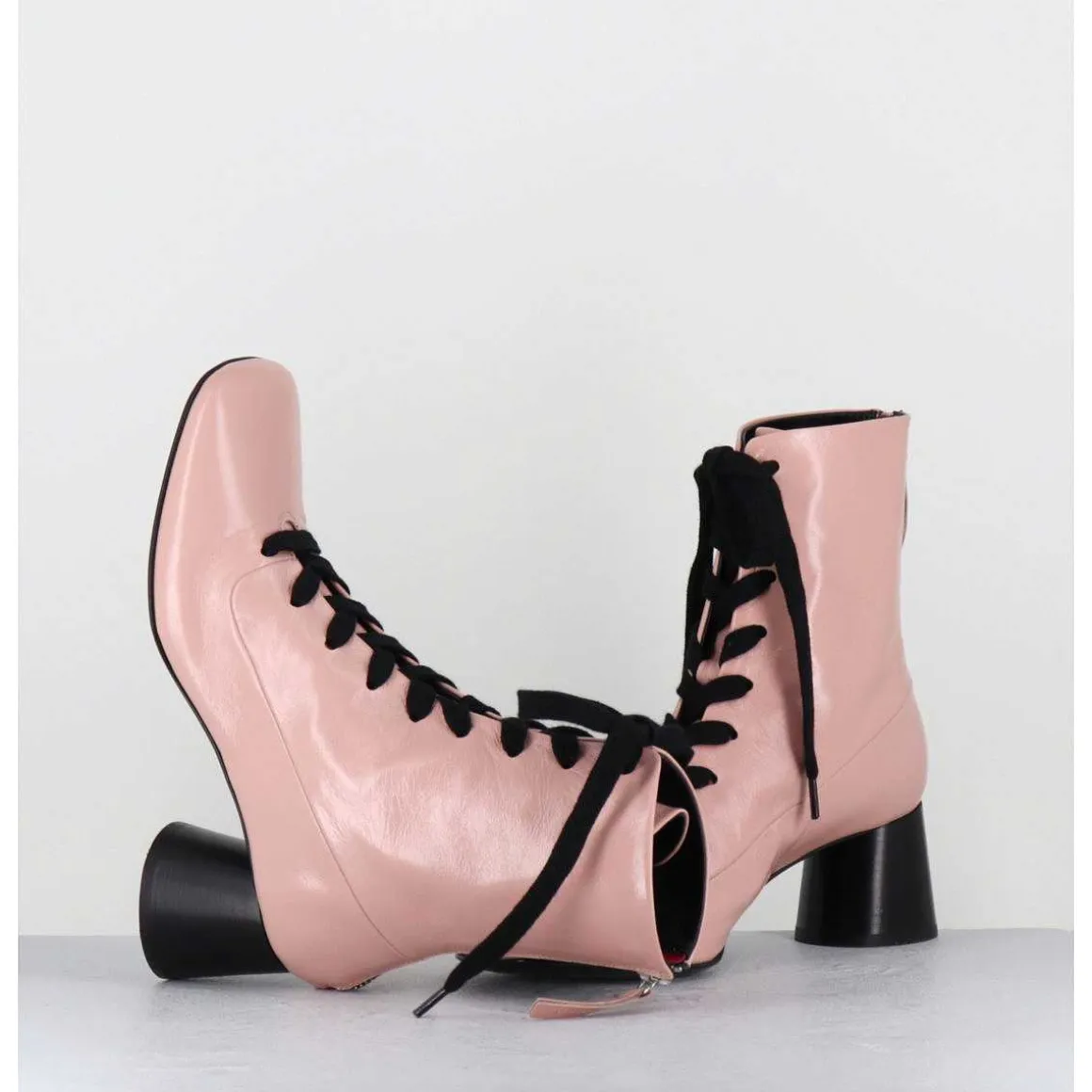 Boots En Cuir Rose Poudre A Lacets Noir Talon Geometrique - Dani14 Glaze Rosa