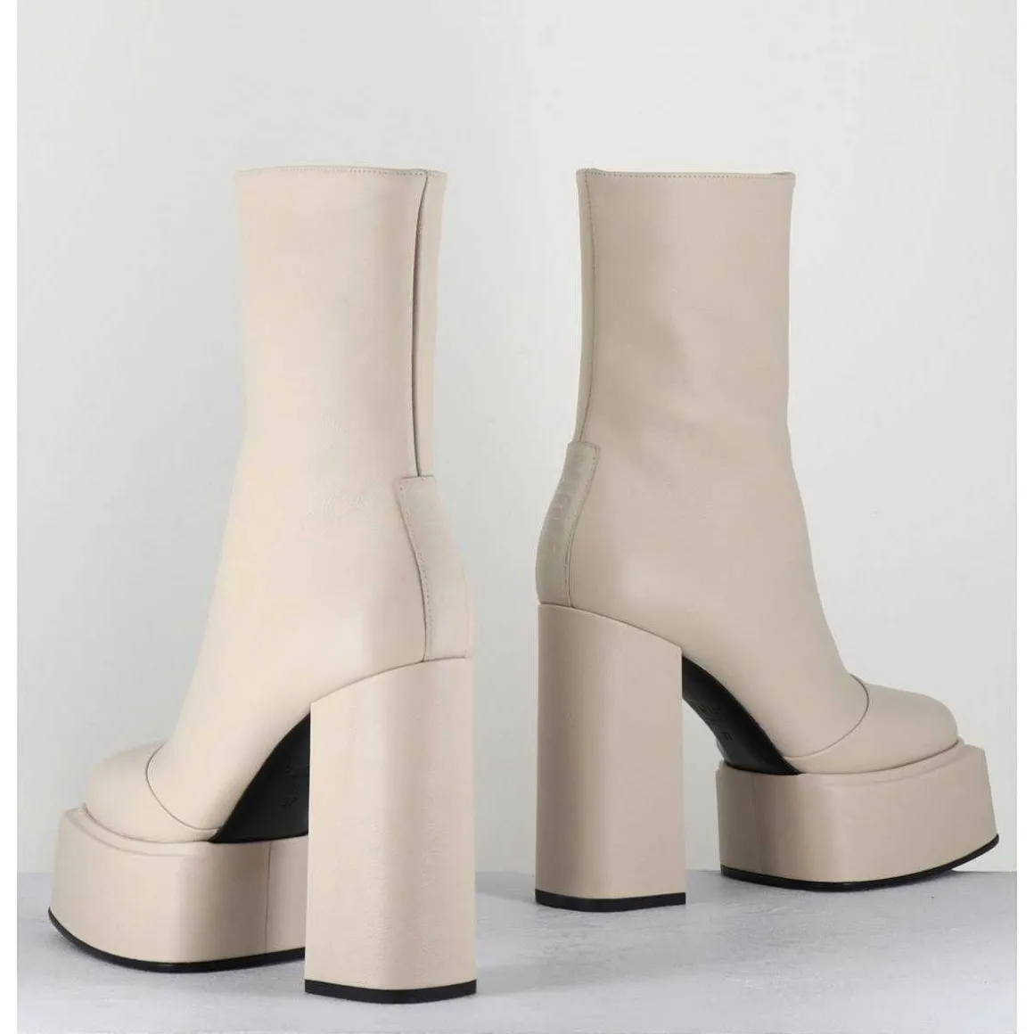 Boots En Cuir Souple Blanc - Iara Mok Milk