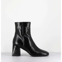 Boots En Cuir Souple Noir Bout Carre A Talon - Selia Verlux Nero