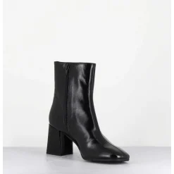 Boots En Cuir Souple Noir Bout Carre A Talon - Selia Verlux Nero