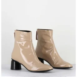 Boots En Cuir Vernis Beige Petit Talon 60S - Anya13 Incenso