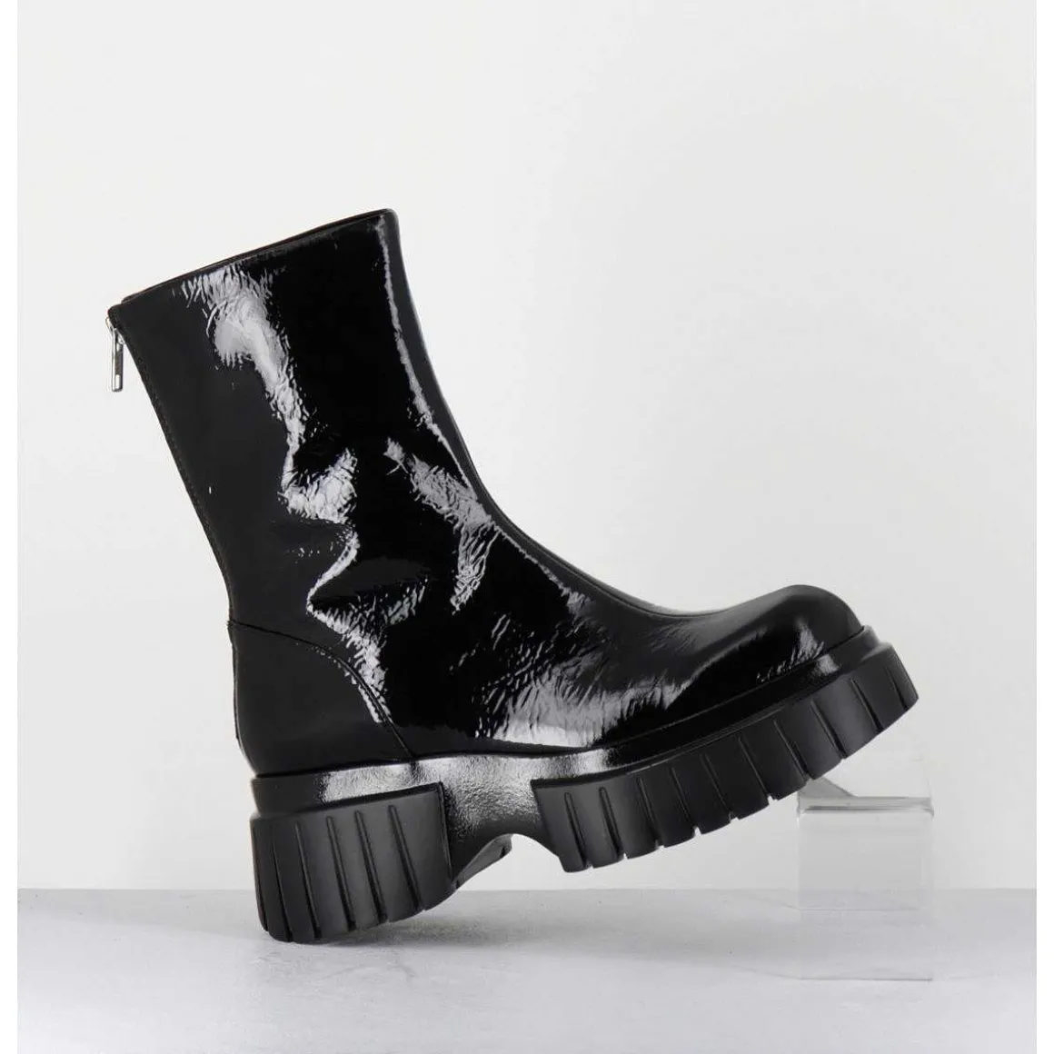 Boots En Cuir Vernis Noir Semelle Epaisse - Melia2 Cindy Nero