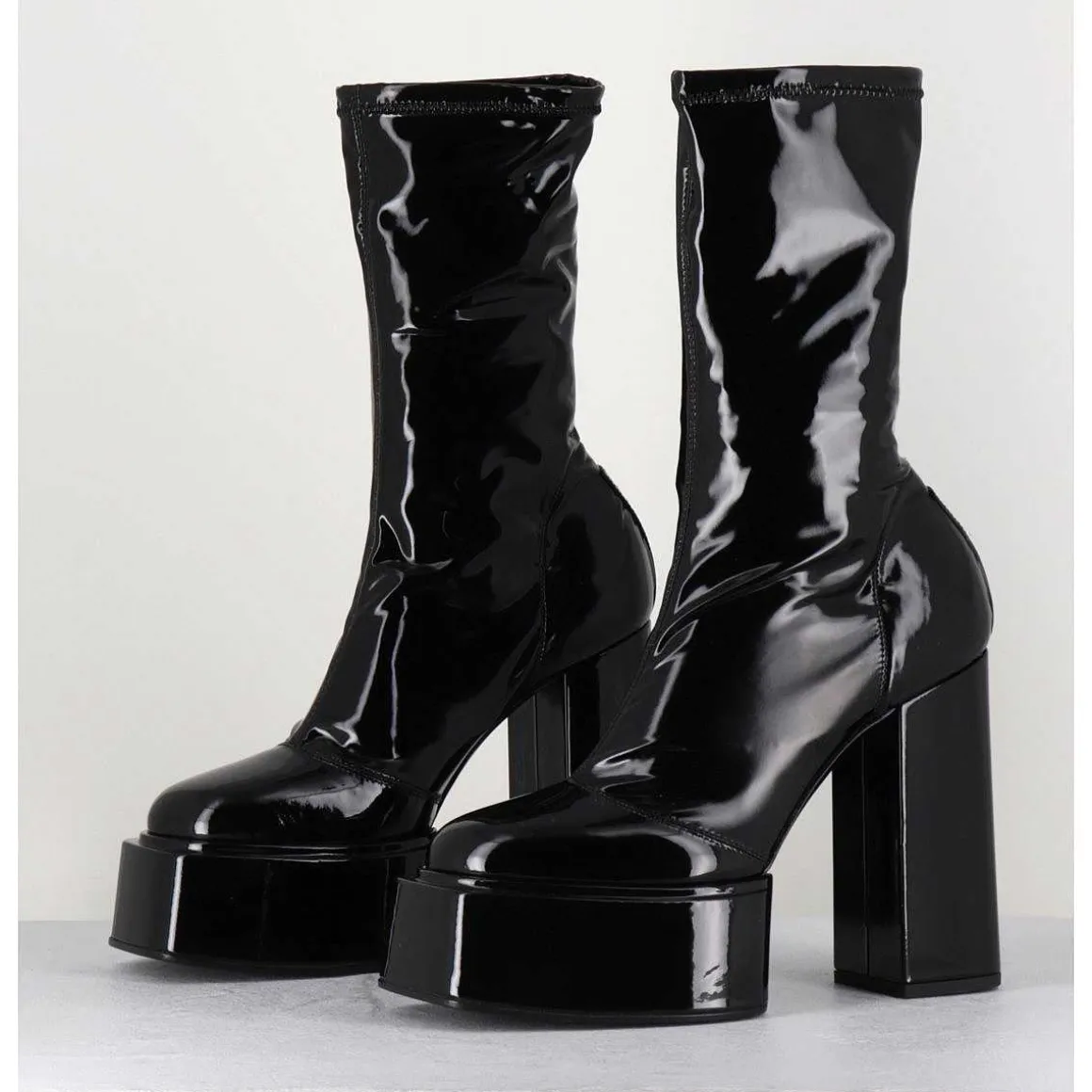 Boots Noires Vernis Stretch - Victoria Mok Patent