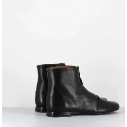 Boots Plates En Cuir Souple Noir A Zip - Maria Black Nappa