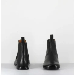Boots Plates En Cuir Souple A Elastiques - Poura Black Nappa